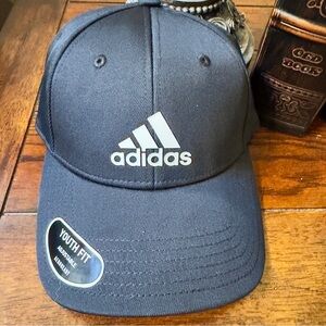 ✅New “Adidas” Black Youth Fit Cap